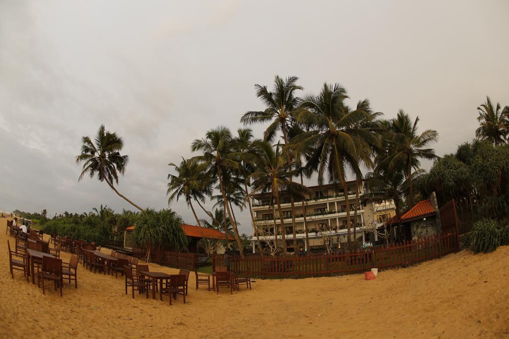 Blue Beach Hotel Wadduwa Zewnętrze zdjęcie